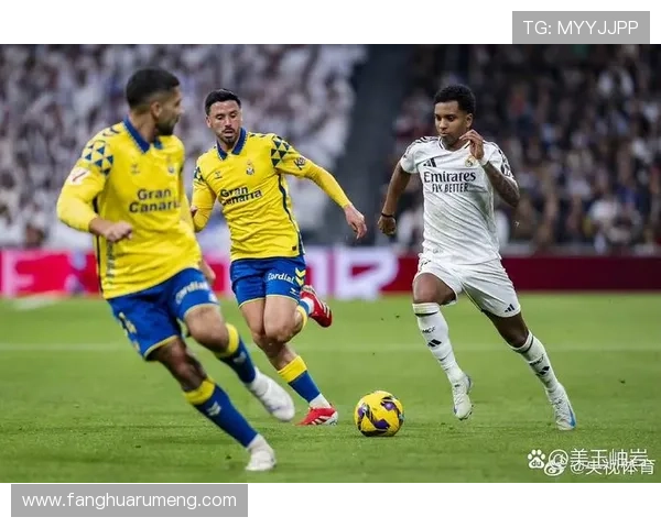 法甲赛场万德松妙传助攻恩博洛禁区冷静推射轻松破门再添精彩瞬间